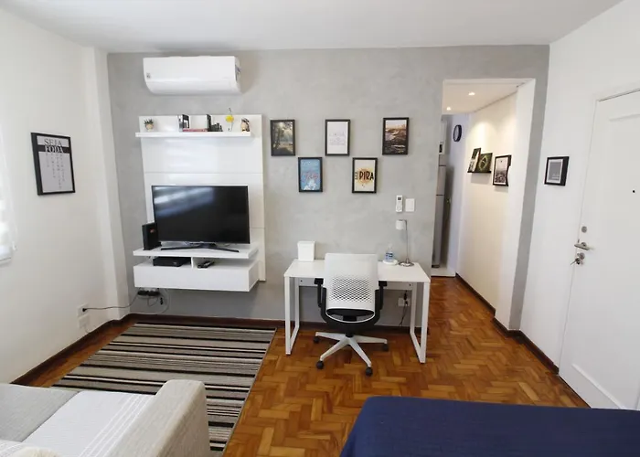 Kitnet mobiliada - 28m² - na Chácara Santo Antonio
